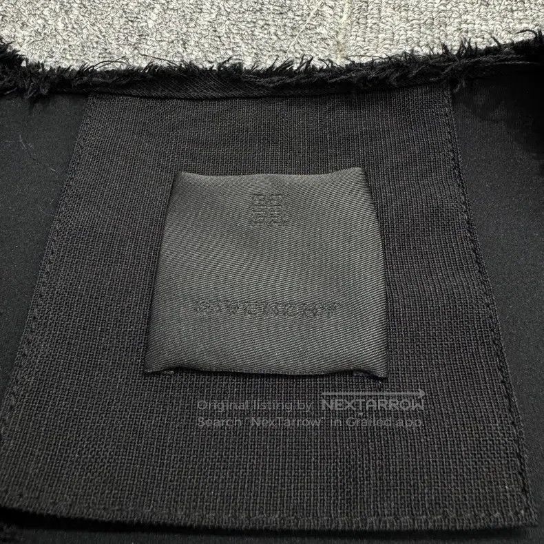 Givenchy Givenchy Size 48 Solid color wool vest Size: 48 Size US M / EU 48-50 / 2 - 2 Thumbnail