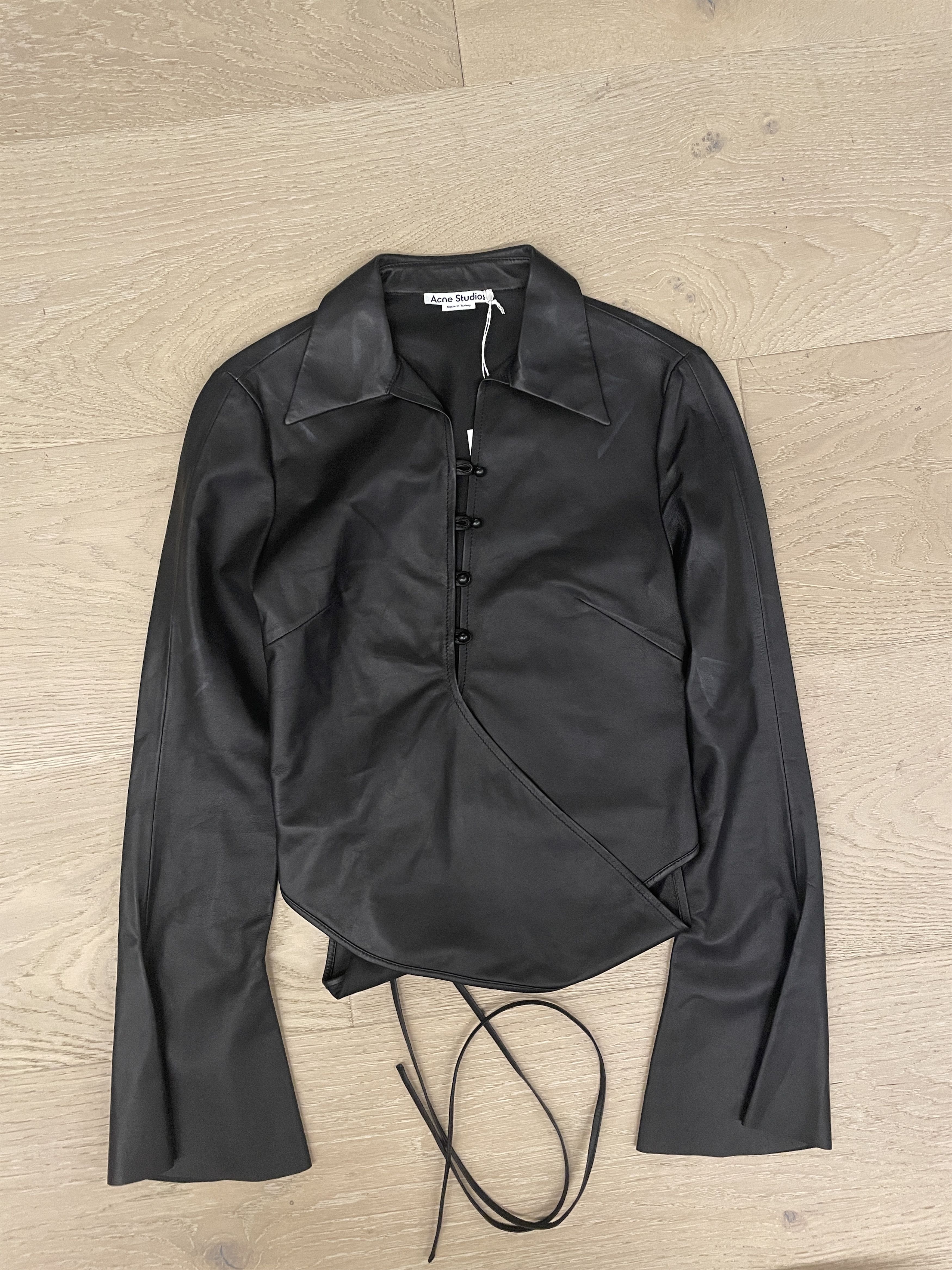 Acne Studios $1650 Acne Studios Leather Wrap Blouse Size XS / US 0-2 / IT 36-38 - 4 Thumbnail