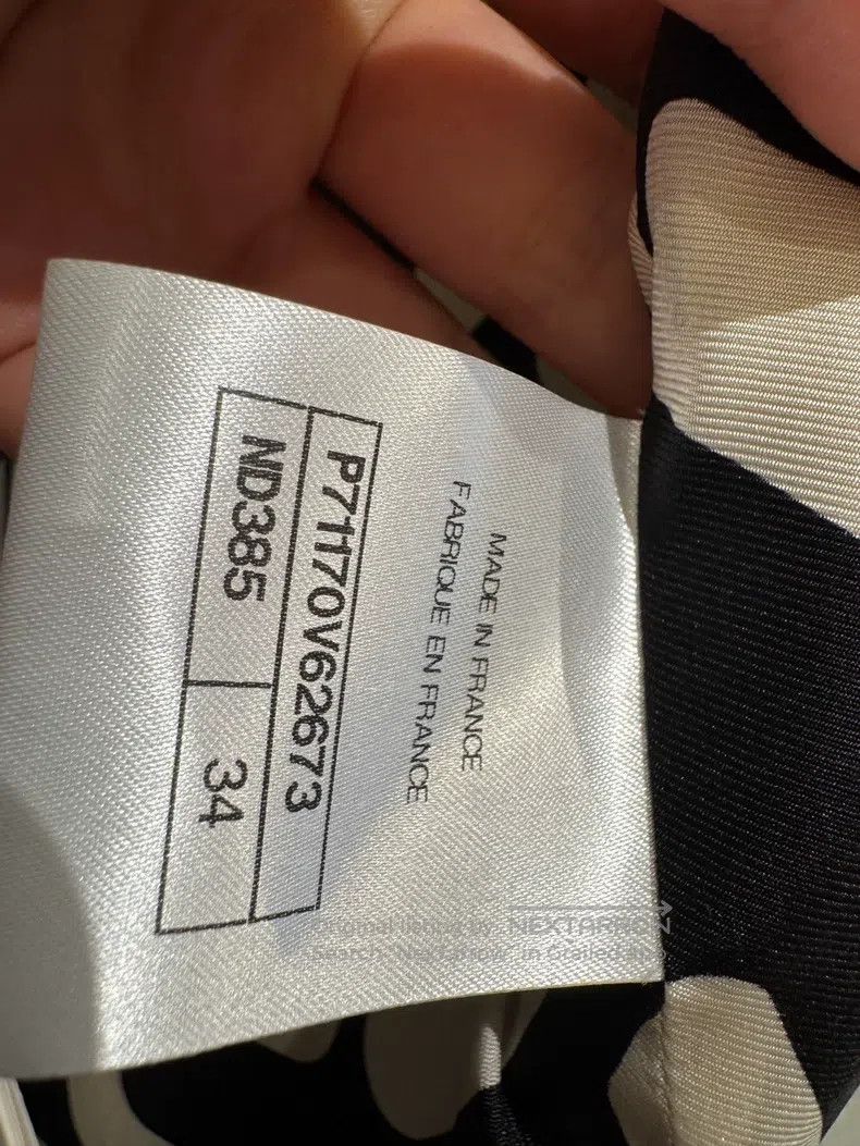 Chanel Chanel 21B Autumn and Winter Preview Gray and Silver Illus Size XXS / US 00 / IT 34 - 8 Thumbnail