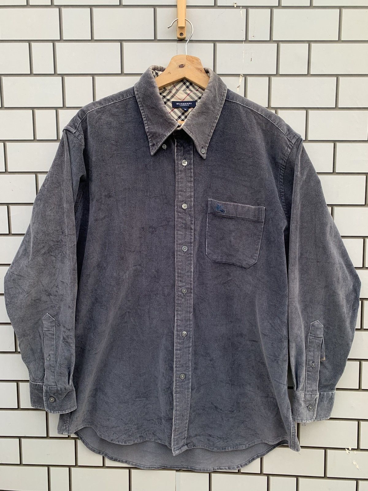 Burberry Vintage Burberry London Corduroy Nova Check Button Ups Size US M / EU 48-50 / 2 - 1 Thumbnail