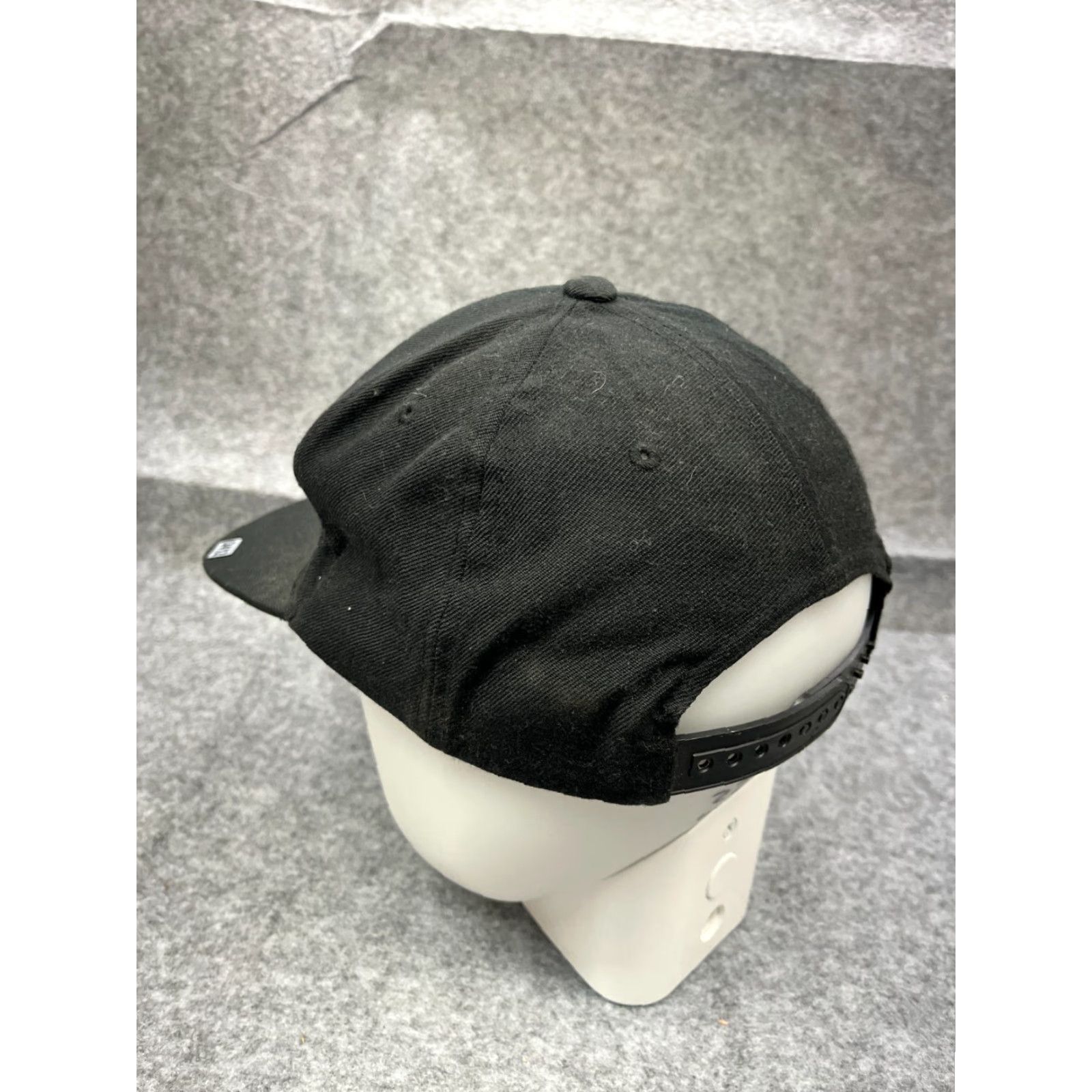 Volcom Volcom Hat Cap Snap Back Adult One Size Black Acrylic Knit Beach Black Size ONE SIZE - 5 Thumbnail
