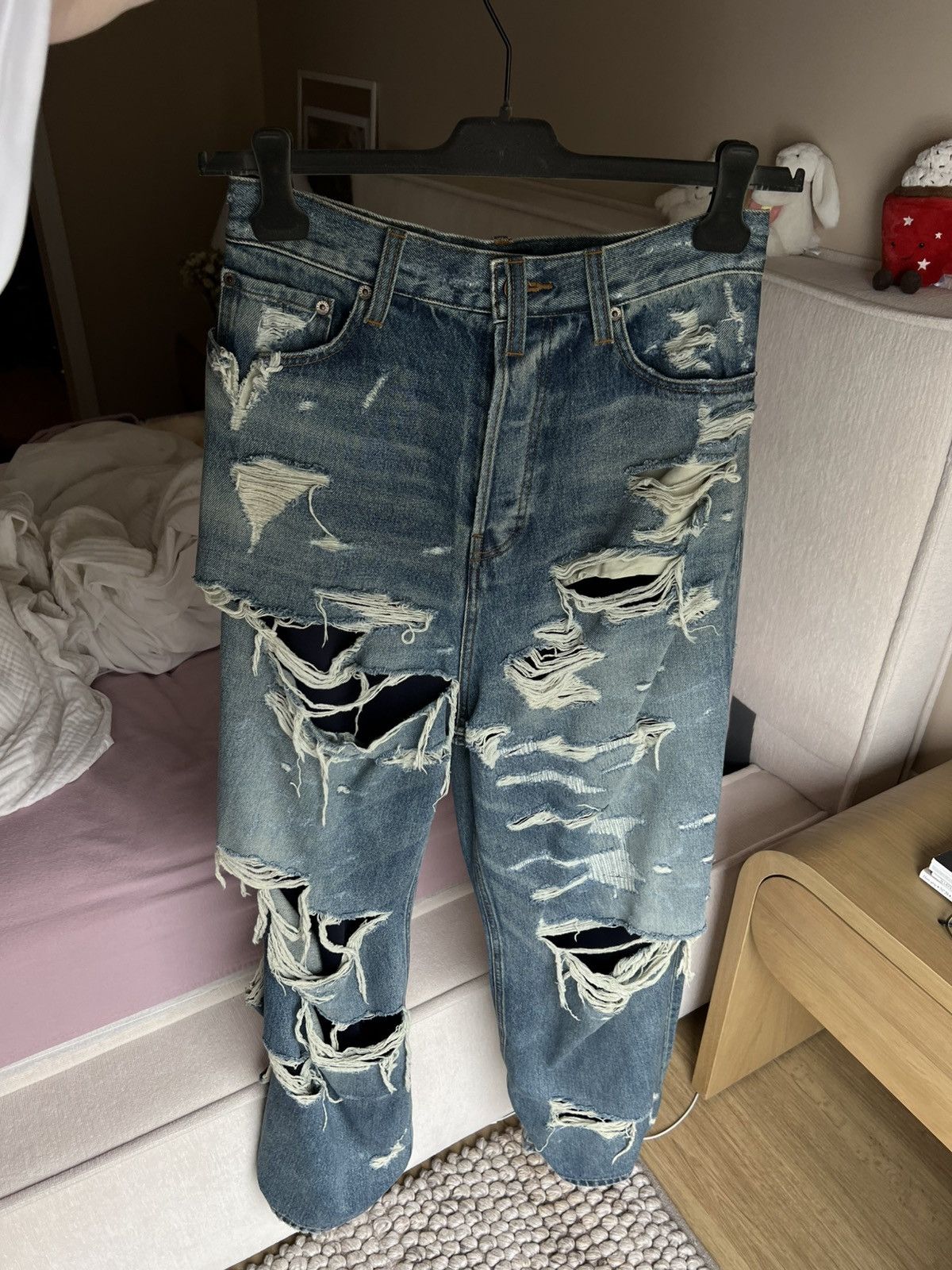 Balenciaga Balenciaga Fall 22 Destroyed Denim Size US 30 / EU 46 - 1 Thumbnail