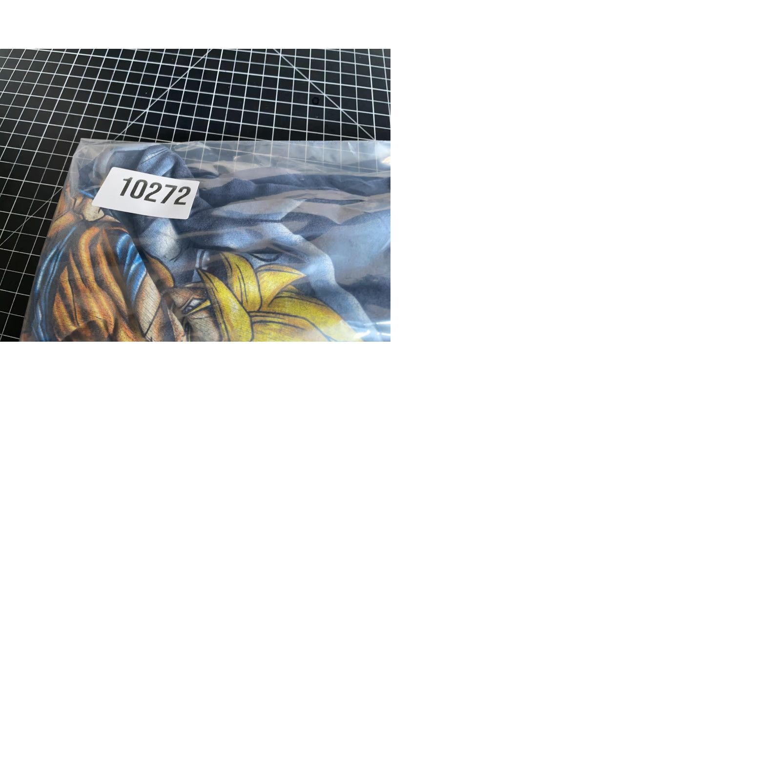 Vintage VINTAGE Dragon Ball Z T-Shirt Adult XL Blue Double-Sided Print Goku 1998 90s Size US XL / EU 56 / 4 - 10 Thumbnail
