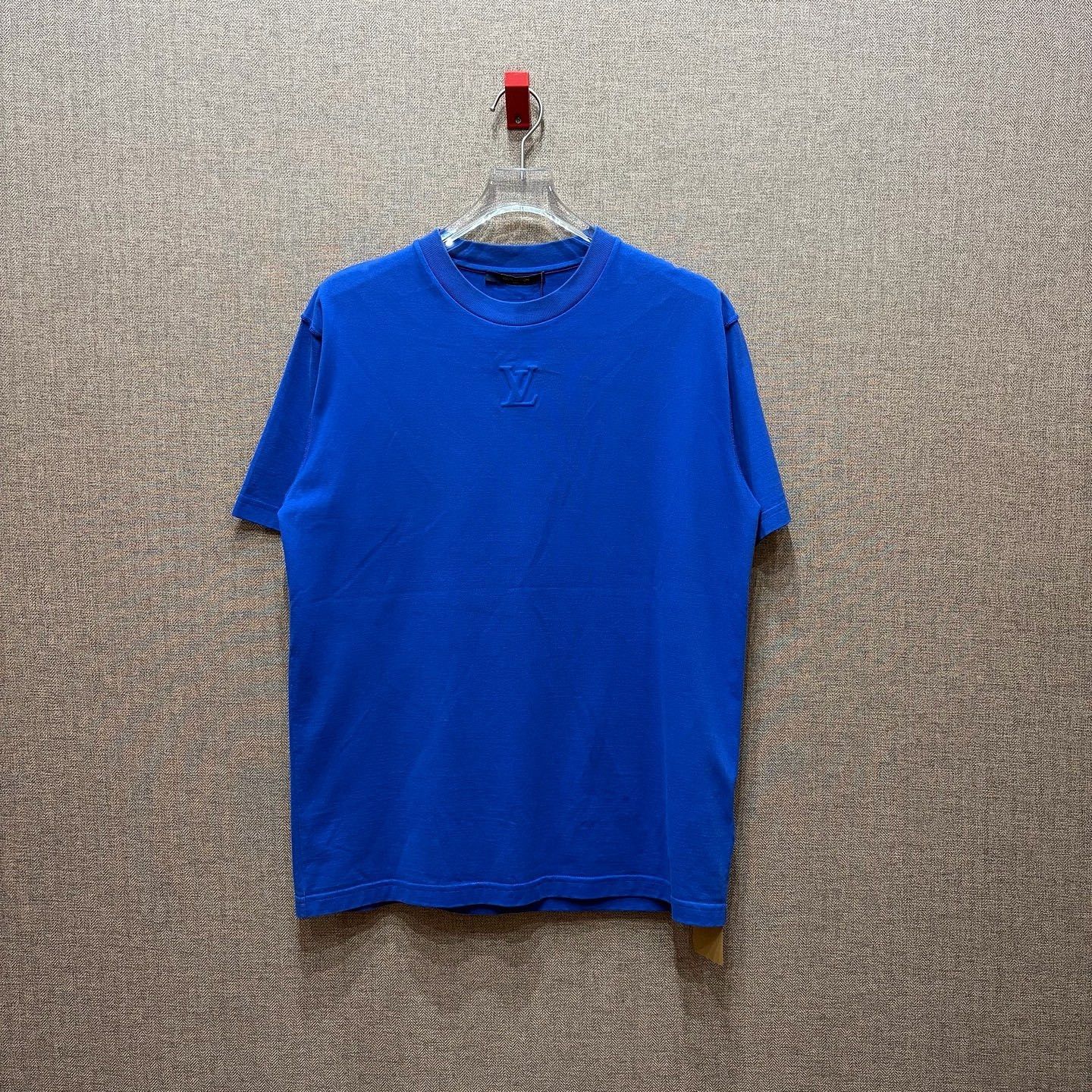 Louis Vuitton Louis Vuitton Logo T-Shirt Size L Size US L / EU 52-54 / 3 - 1 Thumbnail