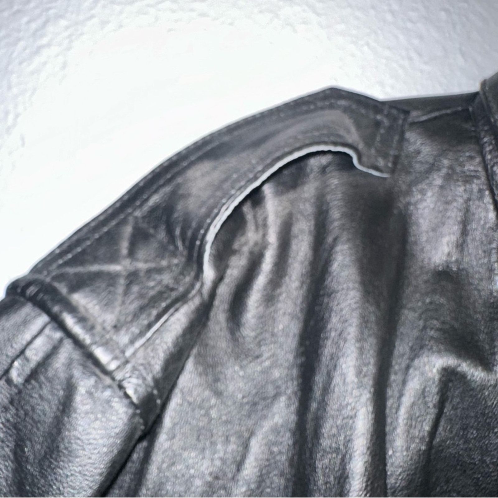 Men’s Burks Bay black Leather Jacket sz L Drilling Logo