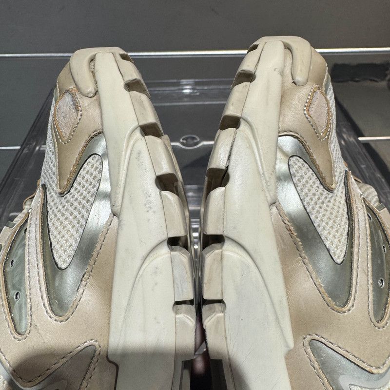 Louis Vuitton Louis Vuitton Runner Tatic Low-Top Sneakers - Size US 7.5 / EU 40-41 - 8 Thumbnail