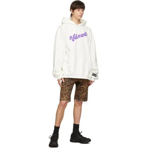 Vetements o1y0924 Hoodie in White Size US XS / EU 42 / 0 - 4 Thumbnail
