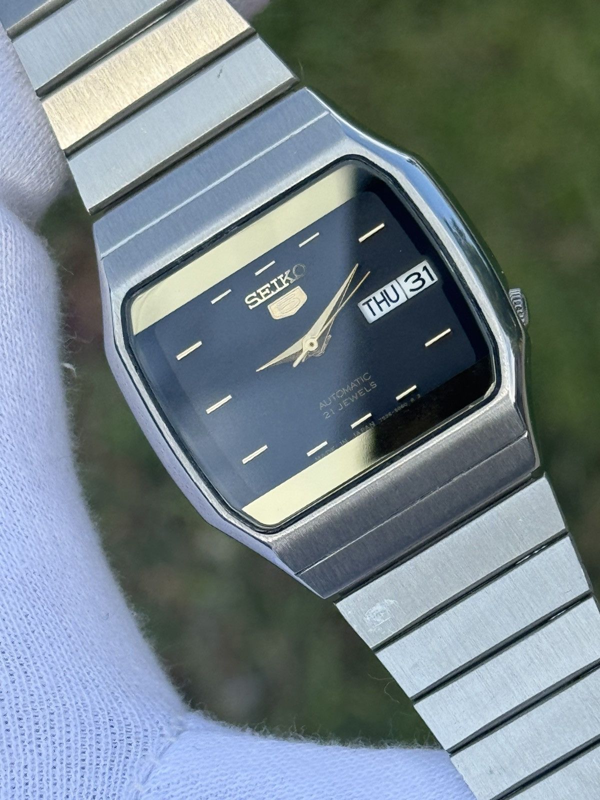 Seiko Vintage Seiko 5 Automatic Watch: black Dial, Retro TV Case Size 36 - 11 Thumbnail