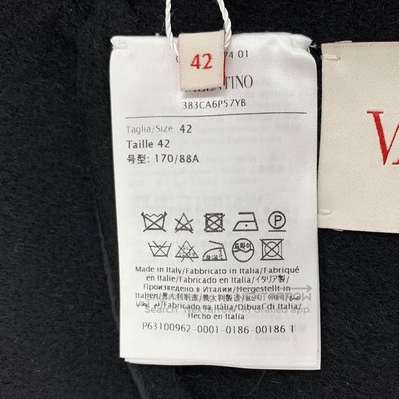 Valentino Valentino The logo is full of printed sheep wool reversibl Size M / US 6-8 / IT 42-44 - 8 Thumbnail