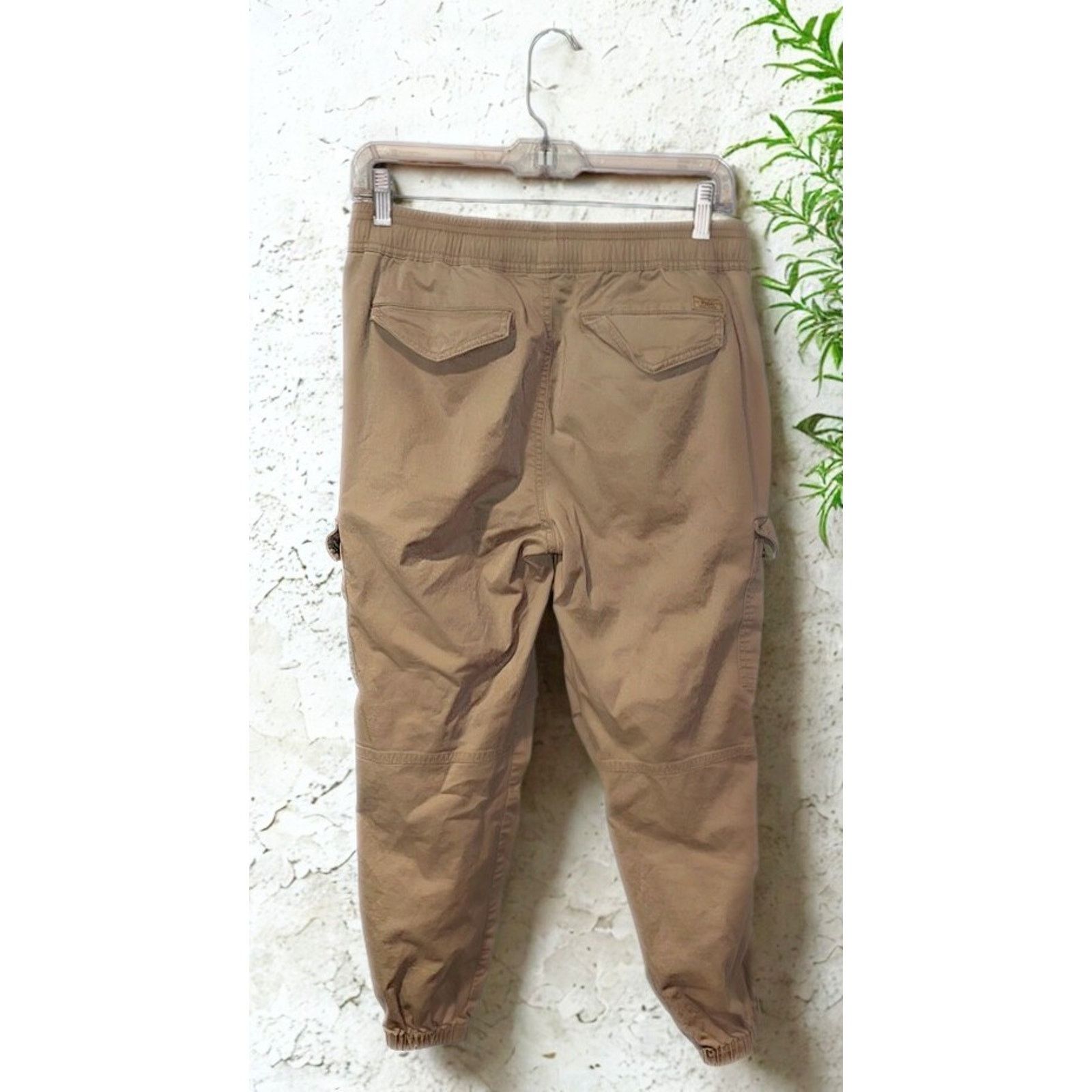 Polo Ralph Lauren Polo Ralph Lauren Chino Jogger Cargo Pants XS Military EUC Size US 26 / EU 42 - 3 Thumbnail