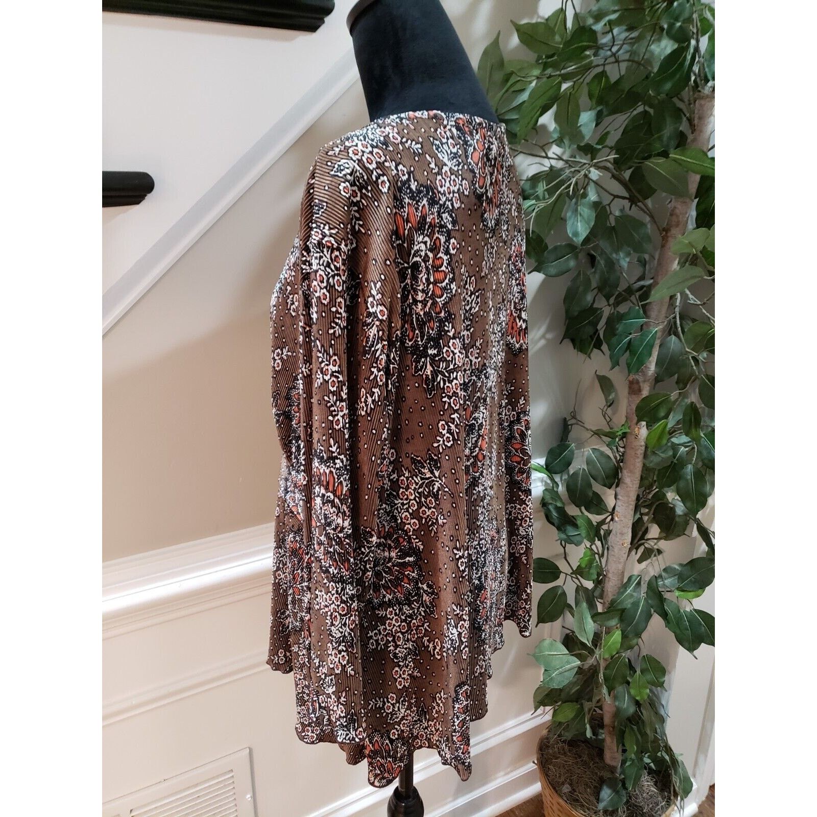 Other Cato Floral Polyester V-Neck Long Sleeve Top Blouse 18/20W Size 3XL / US 20-22 - 6 Thumbnail