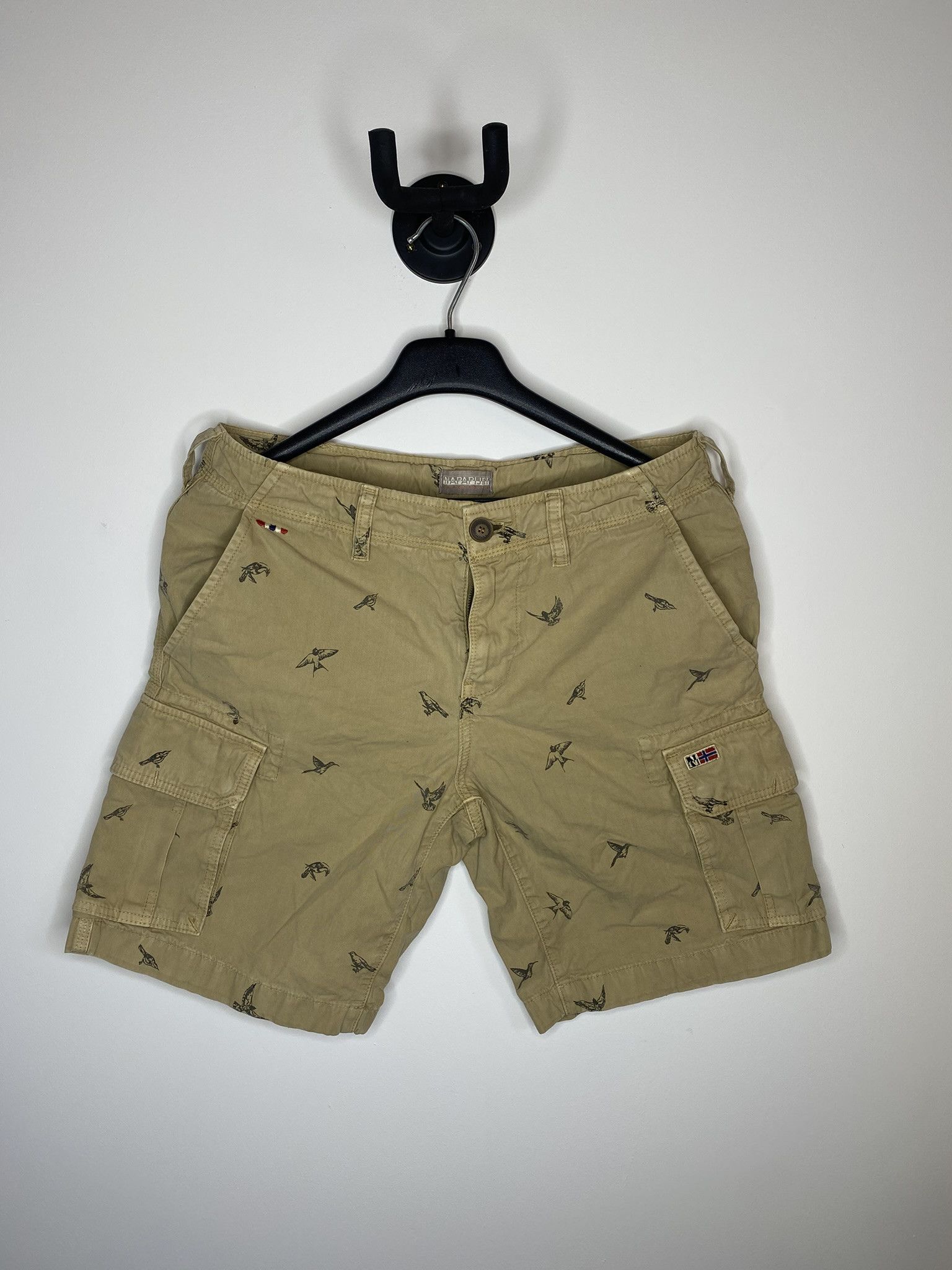 Napapijri NAPAPIJRI CARGO SHORTS MENS HIKING WALKING FISHING NORWAY Size US 31 - 1 Thumbnail