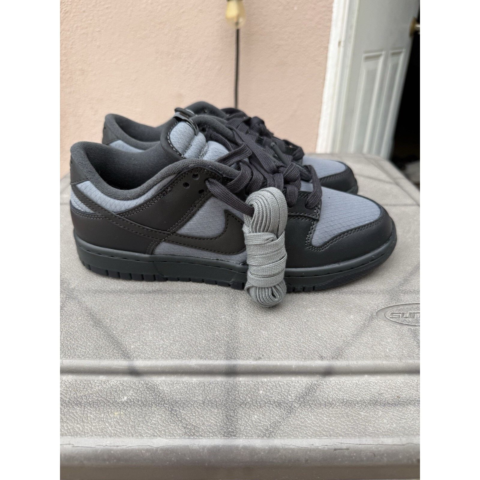 Nike Nike Dunk SE Low Off Noir Smoke Grey - FZ3052-001 Men’s Sz.7 Size US 7 / EU 40 - 2 Thumbnail
