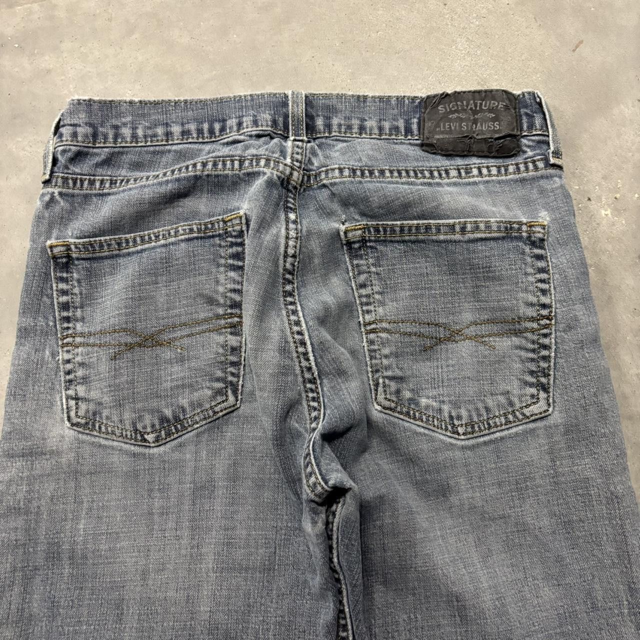 Levi's × Vintage Crazy Vintage Y2K/2000s Grunge Faded Wash Levis Denim Jeans! Size US 28 / EU 44 - 7 Thumbnail