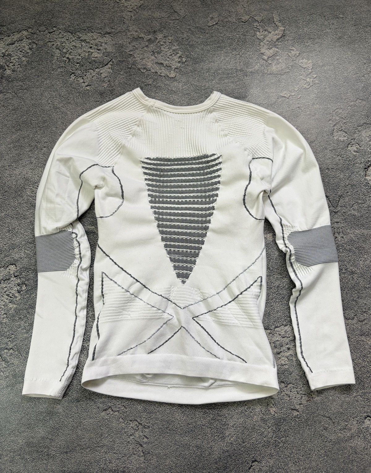 Vintage X-Bionic Lady Bike Race Short Sleeve Jersey Gray/Pink Size M Size US M / EU 48-50 / 2 - 2 Thumbnail