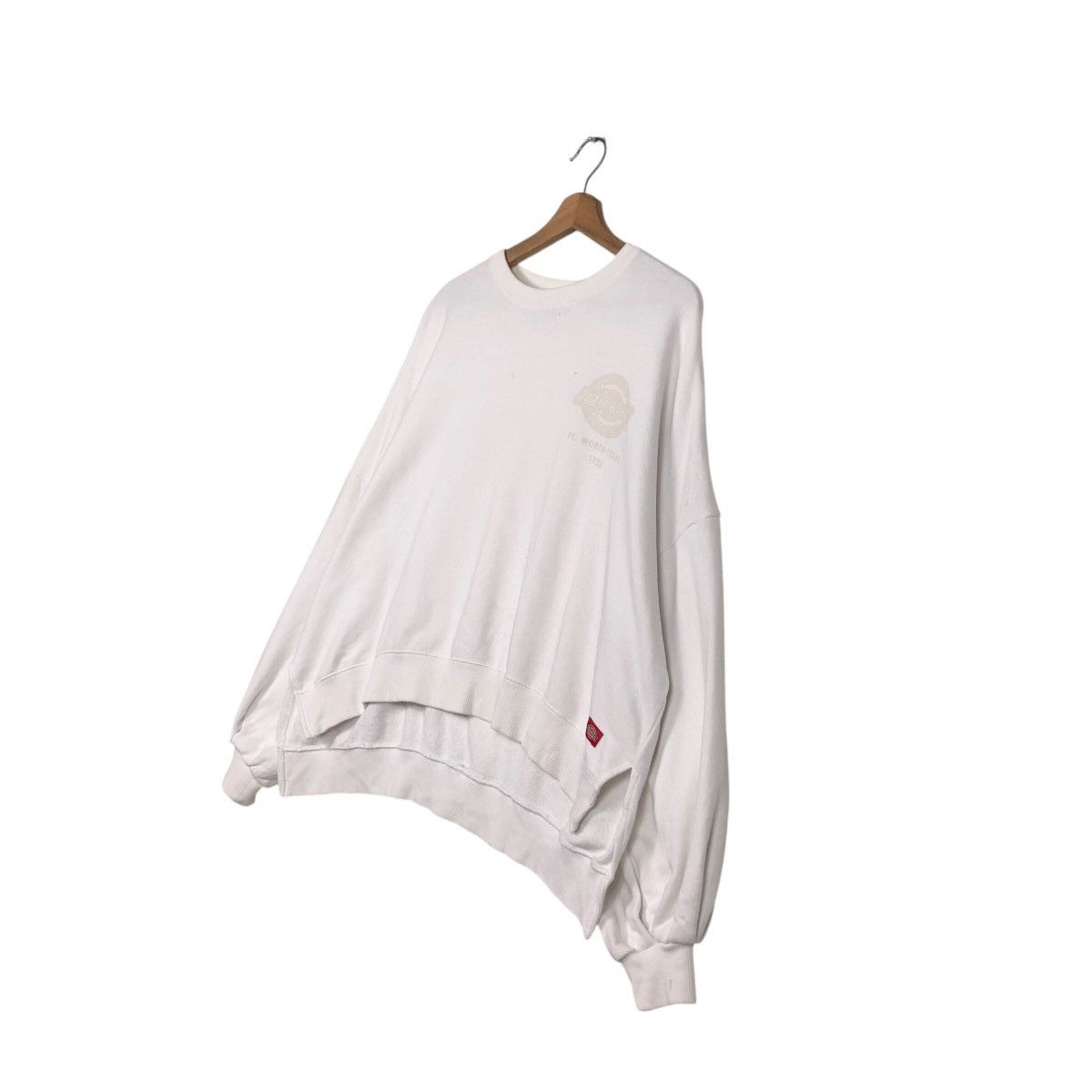 Japanese Brand × Vintage 📌Vintage Sweatshirt Rich White Dickies Worker Big Logo Size US L / EU 52-54 / 3 - 3 Thumbnail