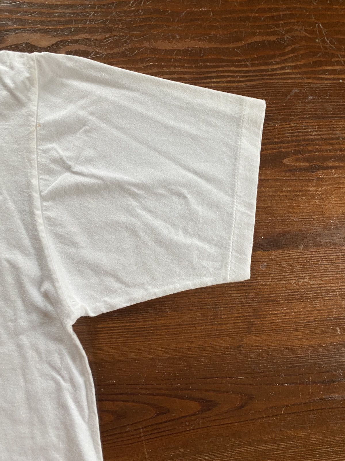 Vintage Vintage Penguin Galapagos Ecuador Single Stitch White Tee Size US XL / EU 56 / 4 - 3 Thumbnail