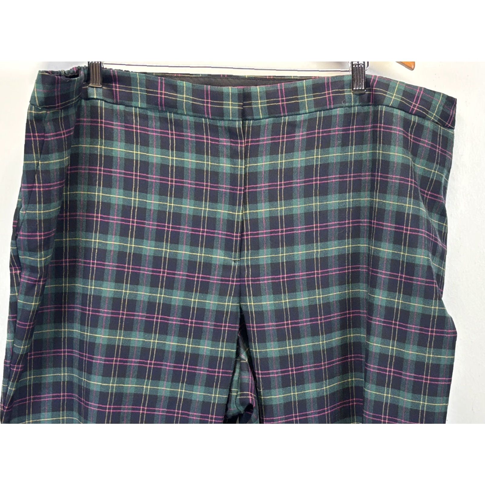 Talbots Talbots Hampshire Ankle Pants Womens 24W Plus Multicolor Plaid Wool Blend Elastic Sides Size 42" / US 20 - 2 Thumbnail