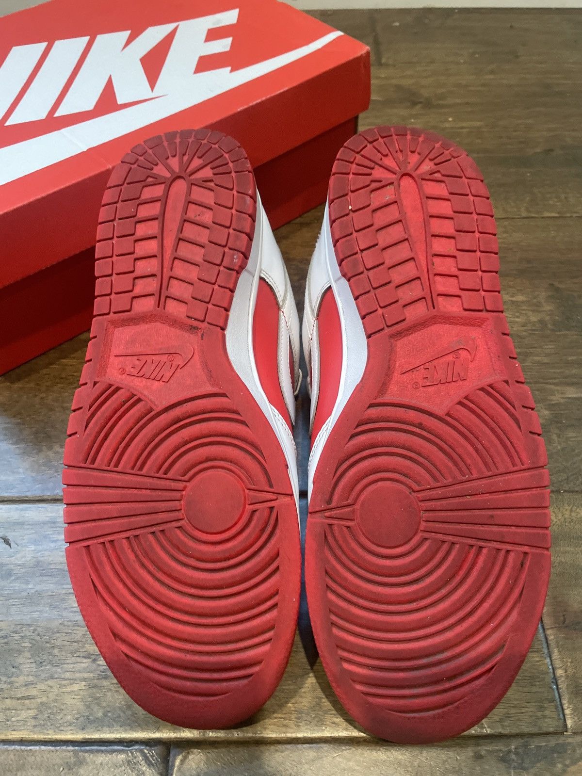 Nike Nike dunk low Championship Red Size US 10.5 / EU 43-44 - 7 Thumbnail
