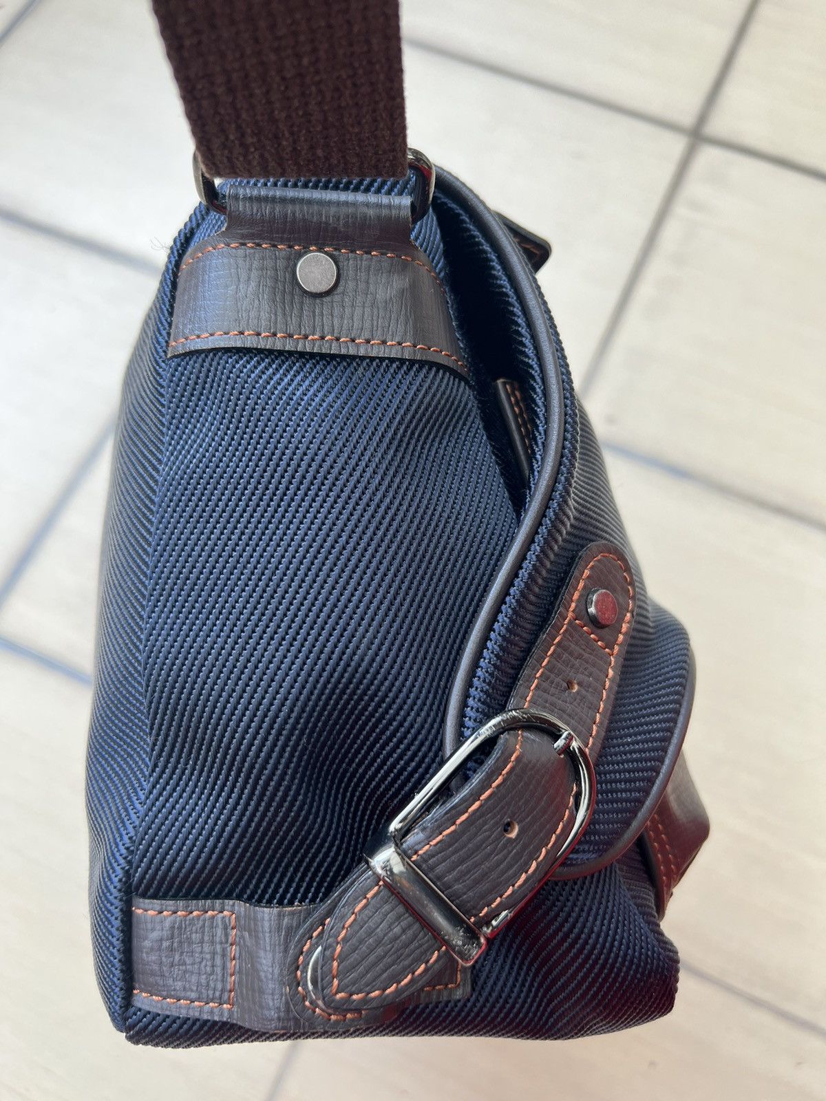 Japanese Brand Lin-ku Japan Hybrid Messenger Bag Size ONE SIZE - 14 Thumbnail