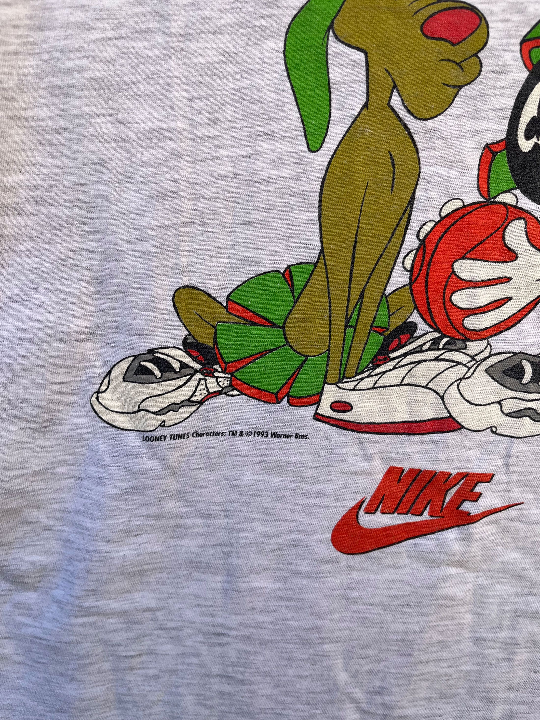 Arts & Science × Nike × Sci-Fi Fantasy Vintage Nike Jordan Looney Tunes Warner Bros Promo Movies Size US M / EU 48-50 / 2 - 5 Thumbnail