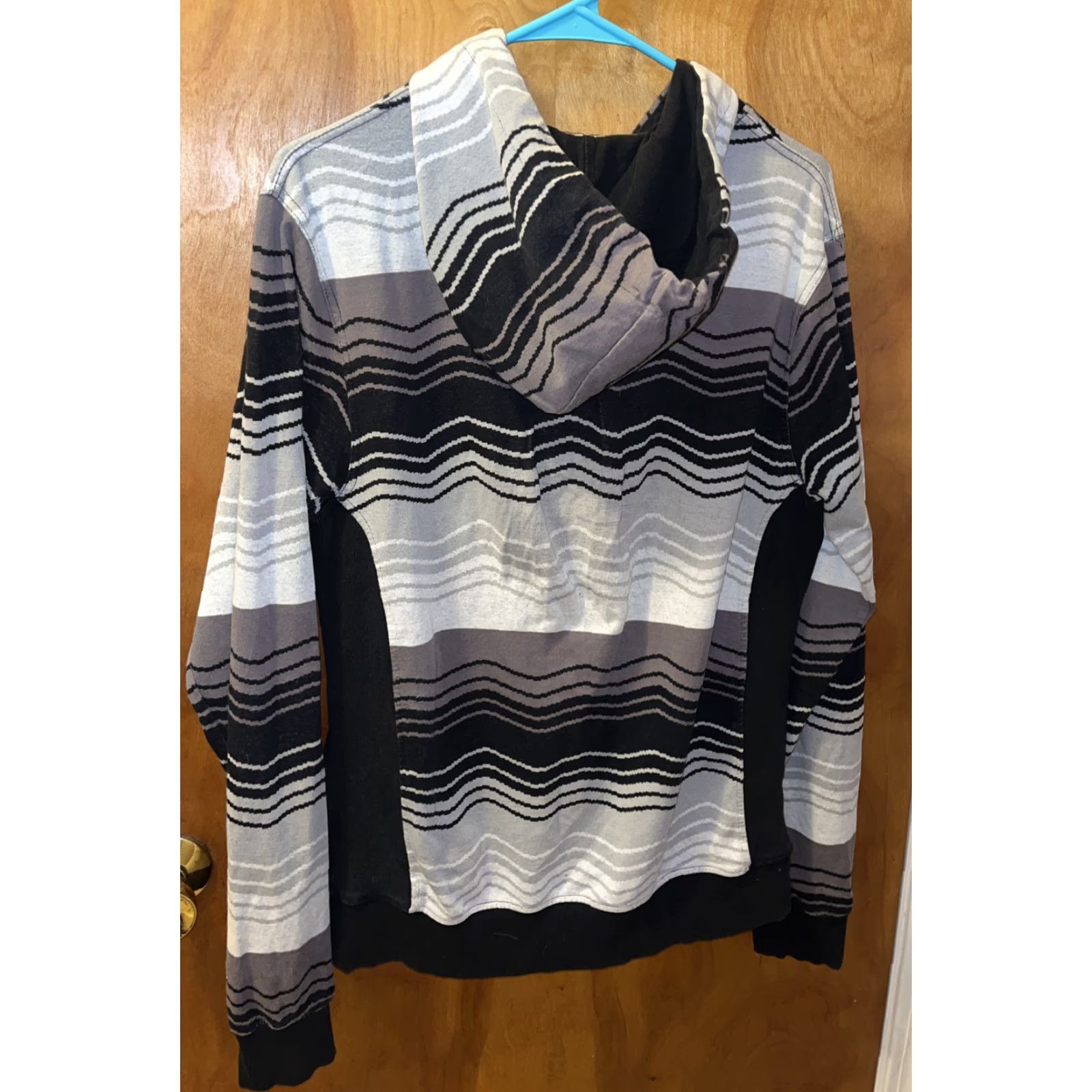 Vintage Play Cloths Mens Large Hooded Sweatshirt - Black Gray White Wavy Stripe Pullover Hip Hop Style Casual Winter Fall Spring Summer Size US L / EU 52-54 / 3 - 6 Thumbnail