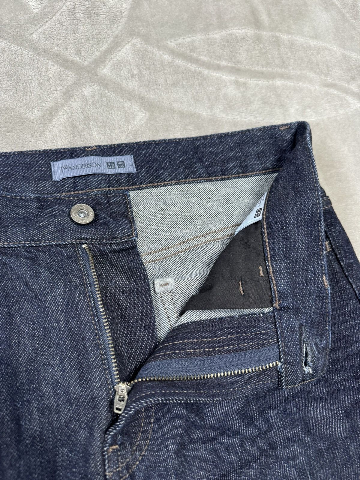JW Anderson × Uniqlo JW Anderson x Uniqlo Navy Jeans Pants Trousers New size S Size US 26 / EU 42 - 7 Thumbnail
