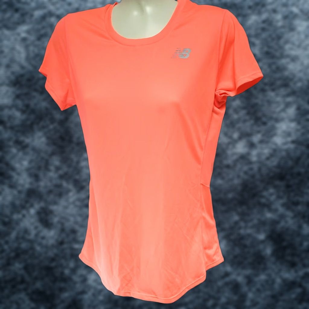 New Balance New Balance Accelerate Shirt Womens Size S Pink NB DRY Size S / US 4 / IT 40 - 1 Thumbnail