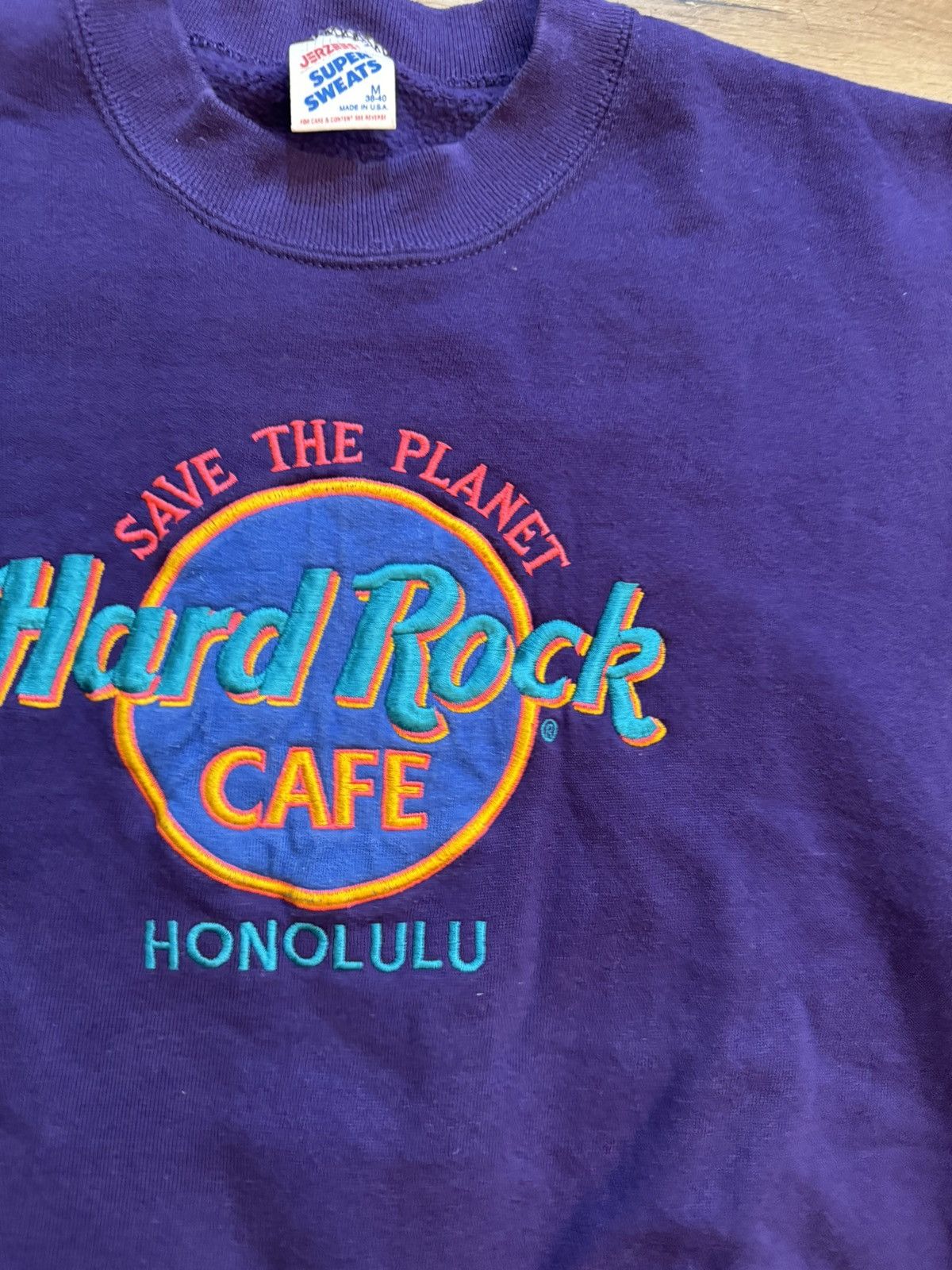 Hard Rock Cafe × Jerzees × Vintage Vintage Hard Rock Honolulu Crew Neck Embroidered Sweatshirt Size US M / EU 48-50 / 2 - 6 Thumbnail
