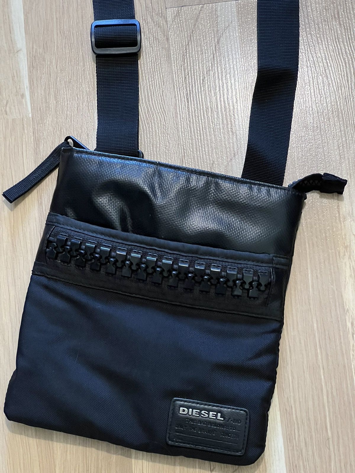 Diesel × Vintage Diesel vintage sling bag messenger black Size ONE SIZE - 2 Thumbnail