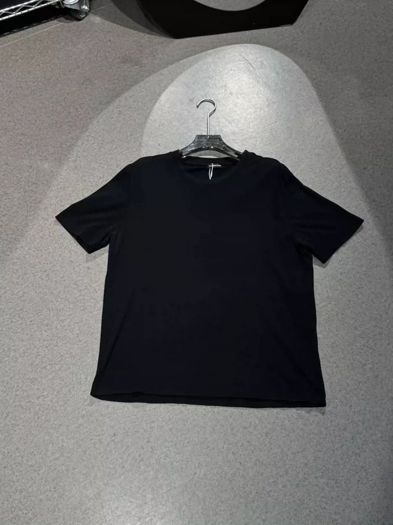 Balenciaga Balenciaga FW24 Back Embossed Black T-Shirt - dmc Size US XL / EU 56 / 4 - 1 Thumbnail