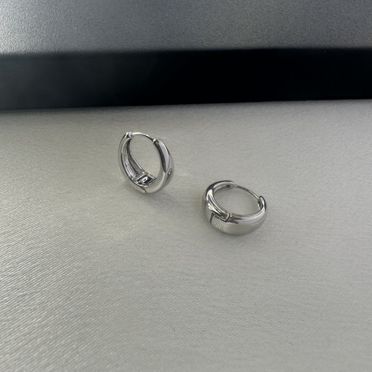 Other Small Hoop Earrings for Men Women Streetwear Unisex Style Size ONE SIZE - 2 Thumbnail