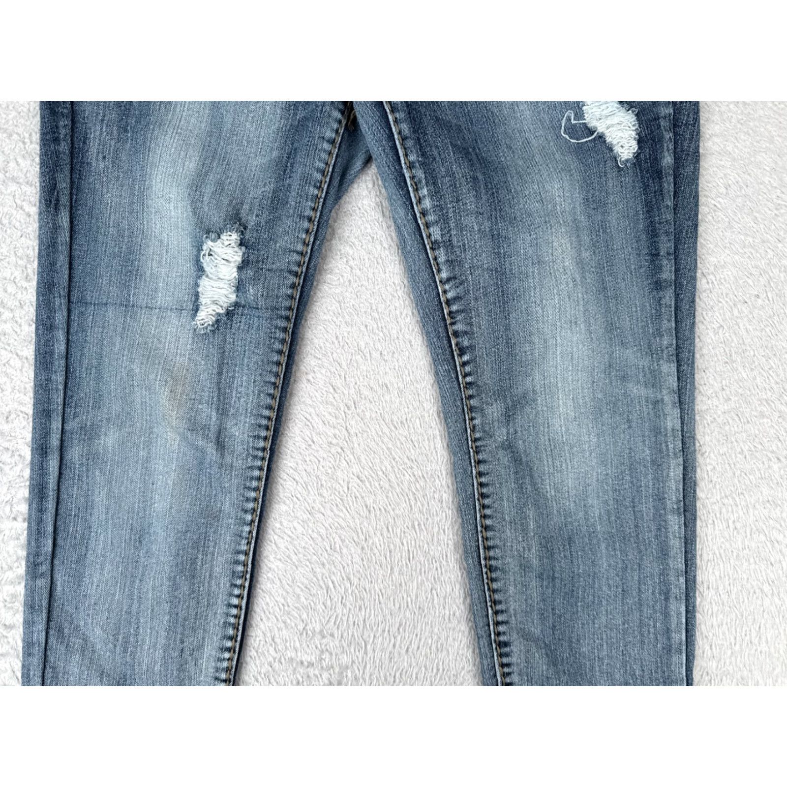 Vintage Rue21 Jeans Juniors 32x23 Blue Denim Crop Straight Leg Distressed Low Cotton Size 28" / US 6 / IT 42 - 3 Thumbnail