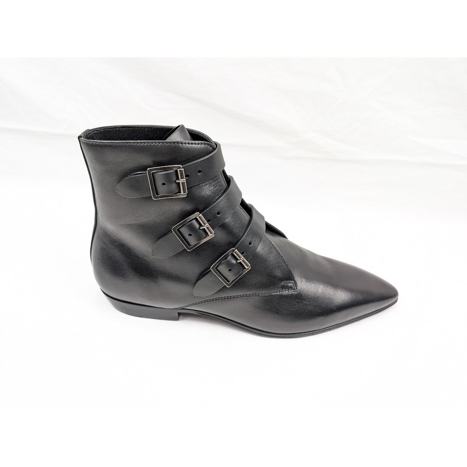 o1rshd1 Q:7 / Goth 15 Boots in Nero