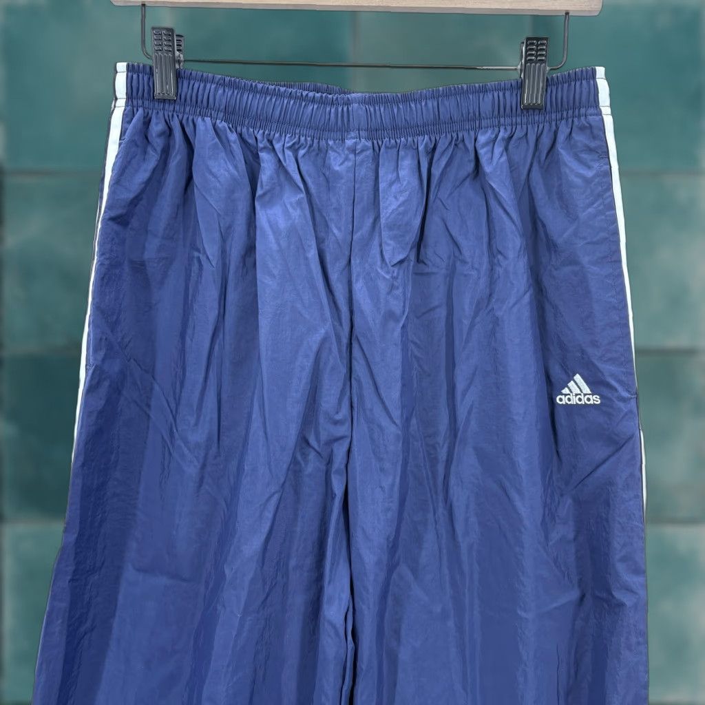 Adidas VINTAGE Adidas Track Pants Womens XL Blue 3 Stripe Nylon Lightweight Unlined Gym Running & Training Women's XL Blue 3S Striped Pants Size 40" / US 18 - 1 Thumbnail