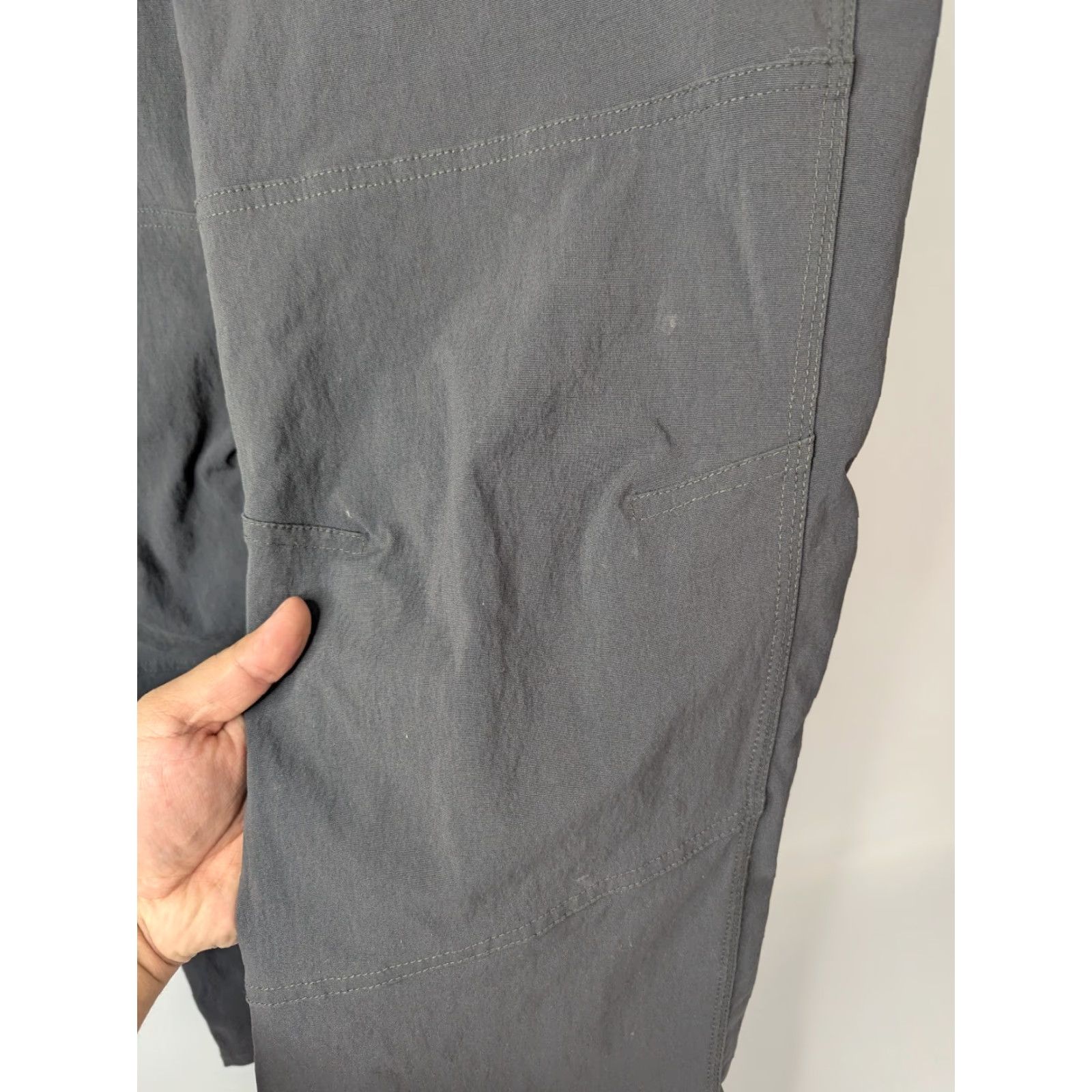 Mountain Hardwear Mountain Hardwear Mens Pants Trekking Outdoor Nylon Spandex Regular Flat Front Zip Pockets Gray 31 Inseam 34 Waist OM6833 Size 34 Size US 34 / EU 50 - 3 Thumbnail