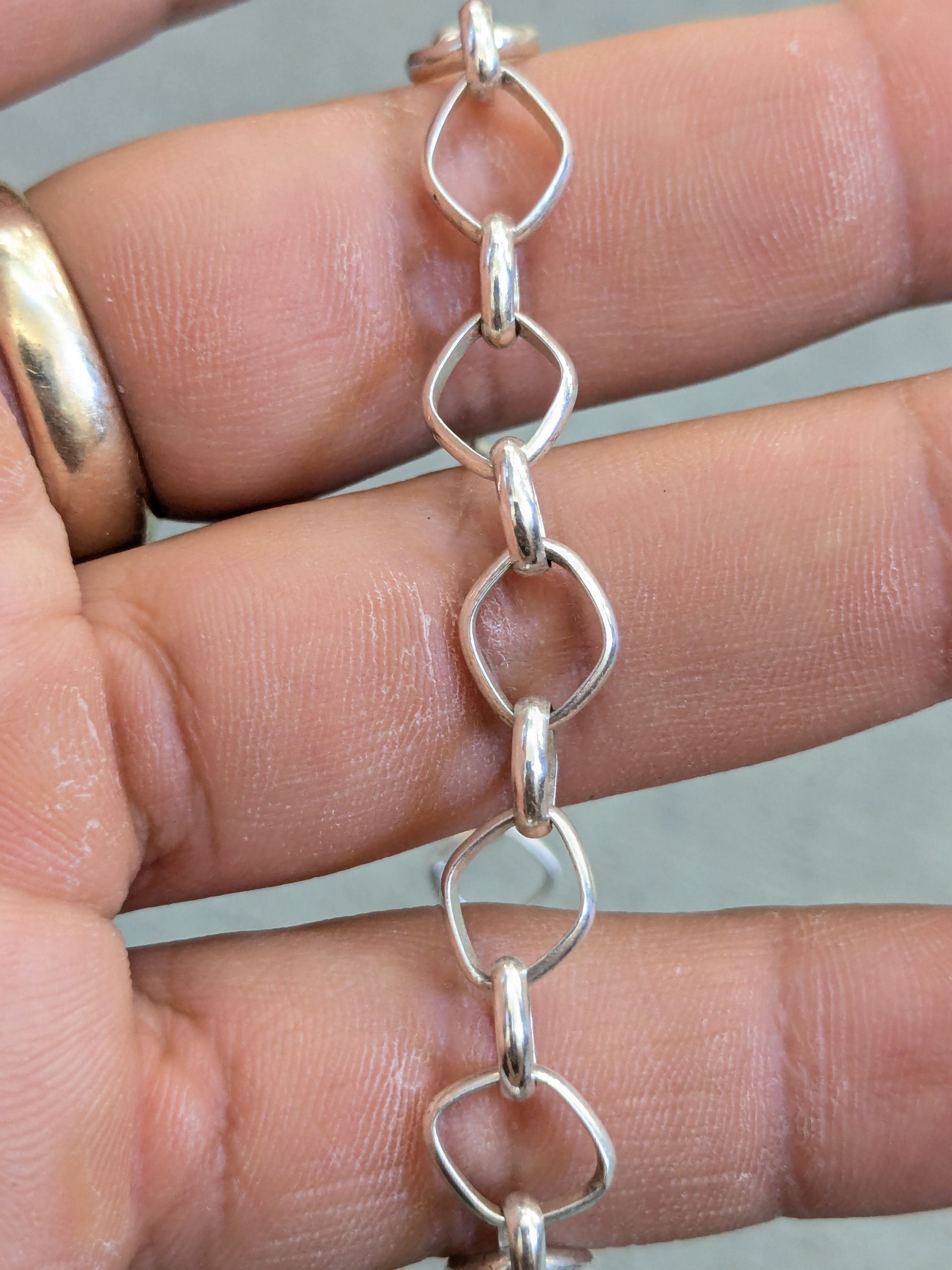 Jewelry Sterling Silver Bracelet Oval 8" Chain Link Size ONE SIZE - 13 Thumbnail