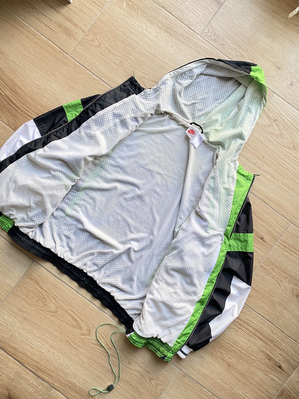 Nike Rare Vintage Nike Jacket Size US L / EU 52-54 / 3 - 14 Thumbnail