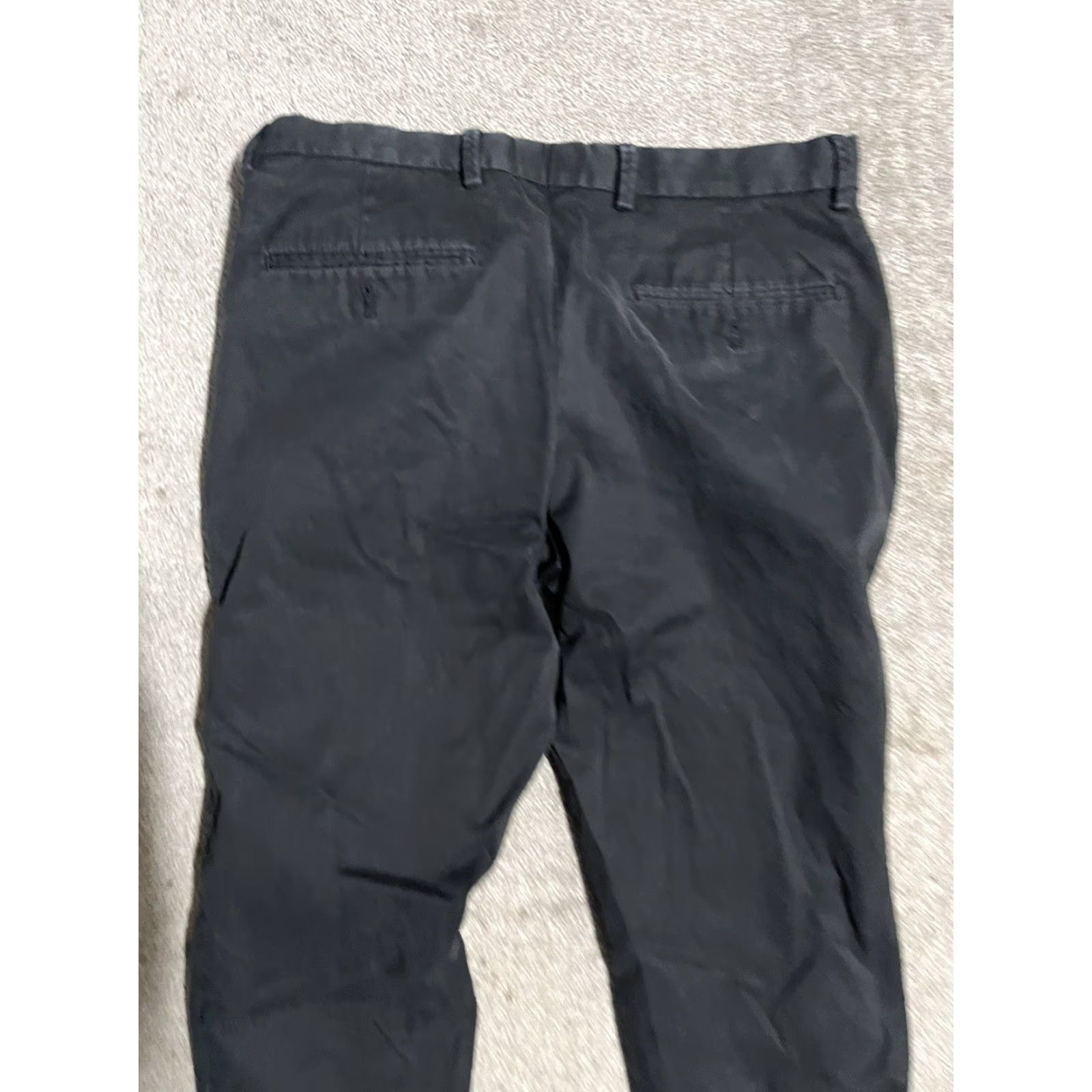 Express Express Mens Stretch Producer Black SOLID Dress Pants 30x30 Regular Fit Dress Pants Mens Black 30 Inseam Straight Front Rise Mid Slant Logo Stretch Size US 30 / EU 46 - 4 Thumbnail