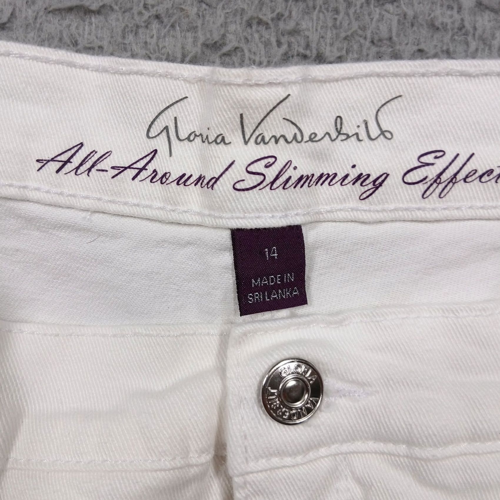Gloria Vanderbilt Gloria Vanderbilt Amanda Skimmer Jeans White Embroidered Pockets Womens 14 Size 36" / US 14 / IT 50 - 3 Thumbnail