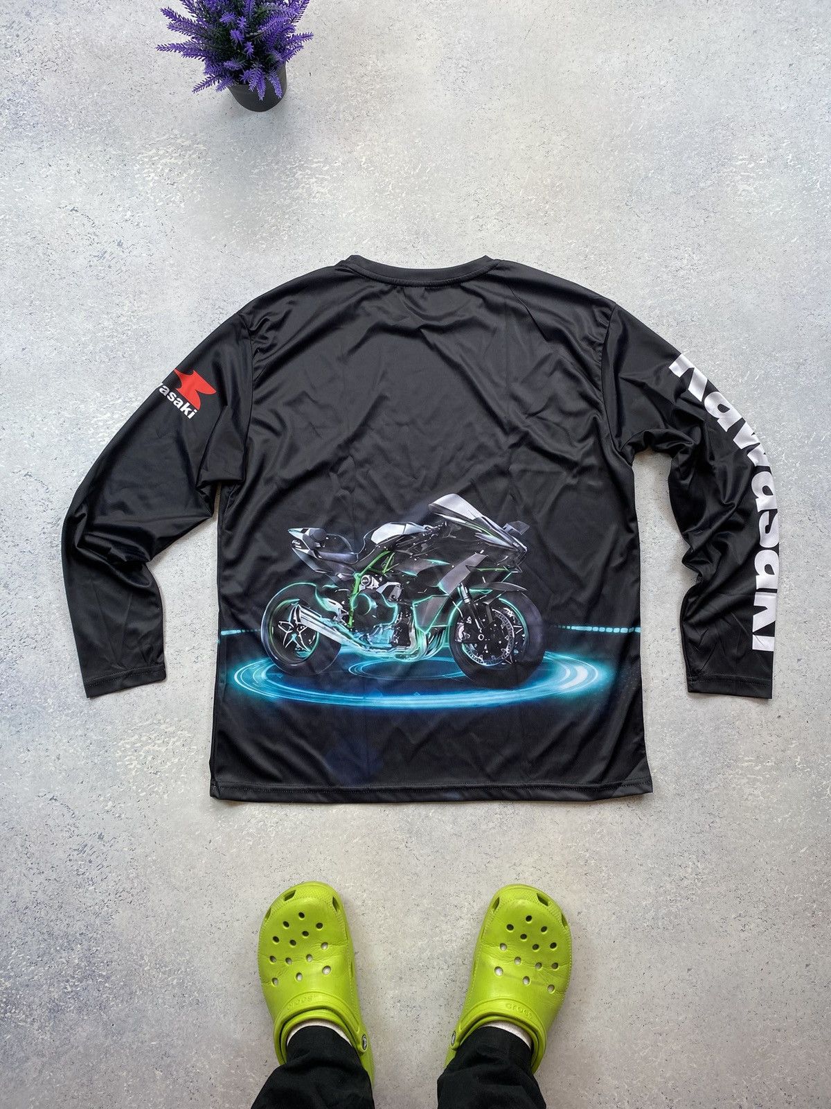 Formula 1 Kawasaki Motorcycle Racing Team Men's T-shirt Size XL Size US XL / EU 56 / 4 - 3 Thumbnail