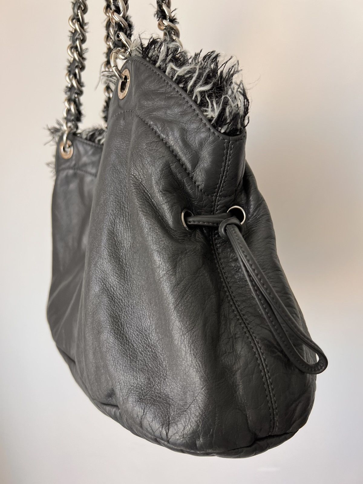 Chanel Chanel 2010-2011 Fringed Logo Large Hobo Tote Bag Size ONE SIZE - 5 Thumbnail