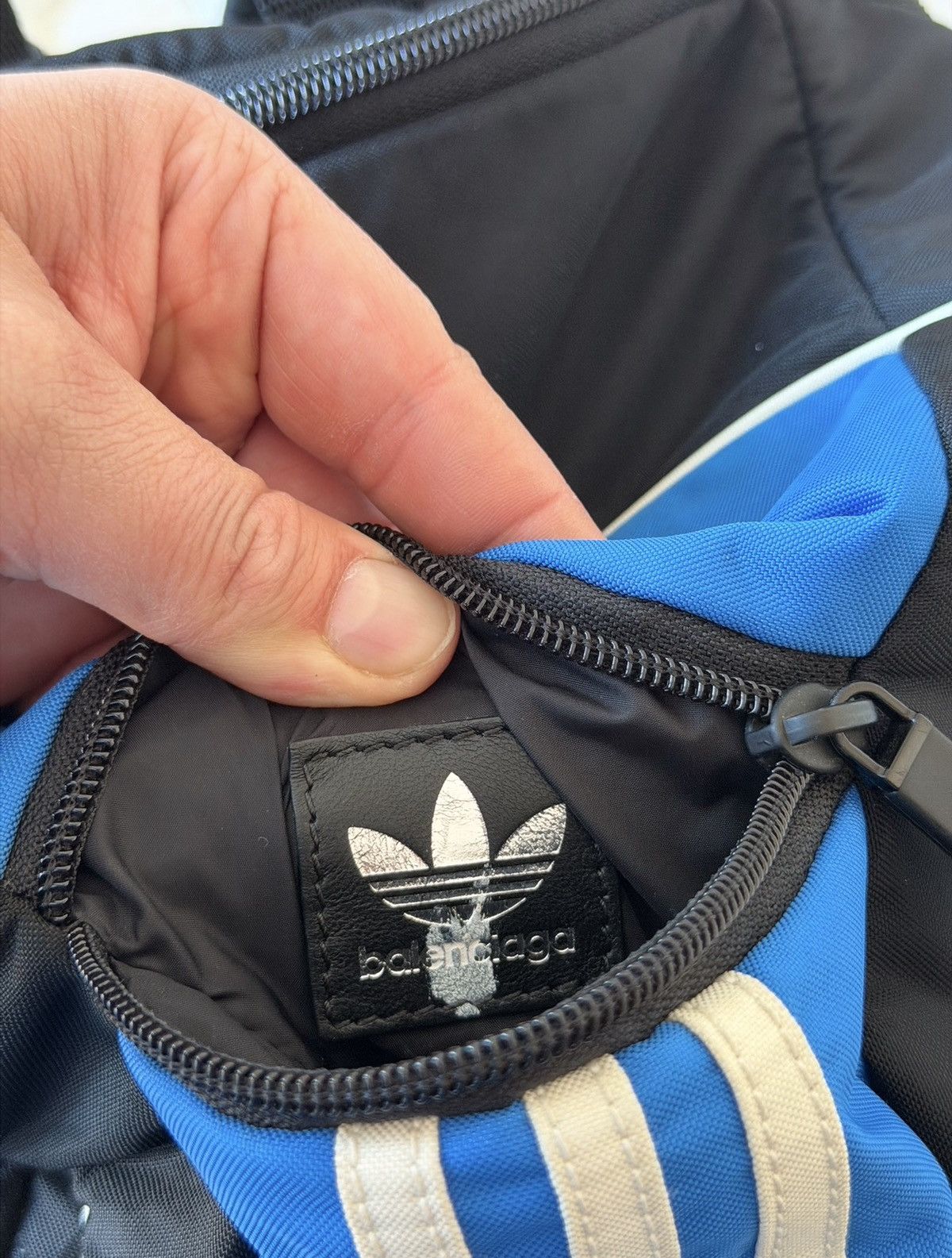 Adidas × Balenciaga *RARE* BALENCIAGA X ADIDAS BLUE SPORT BACKPACK STRIPES Size ONE SIZE - 13 Thumbnail