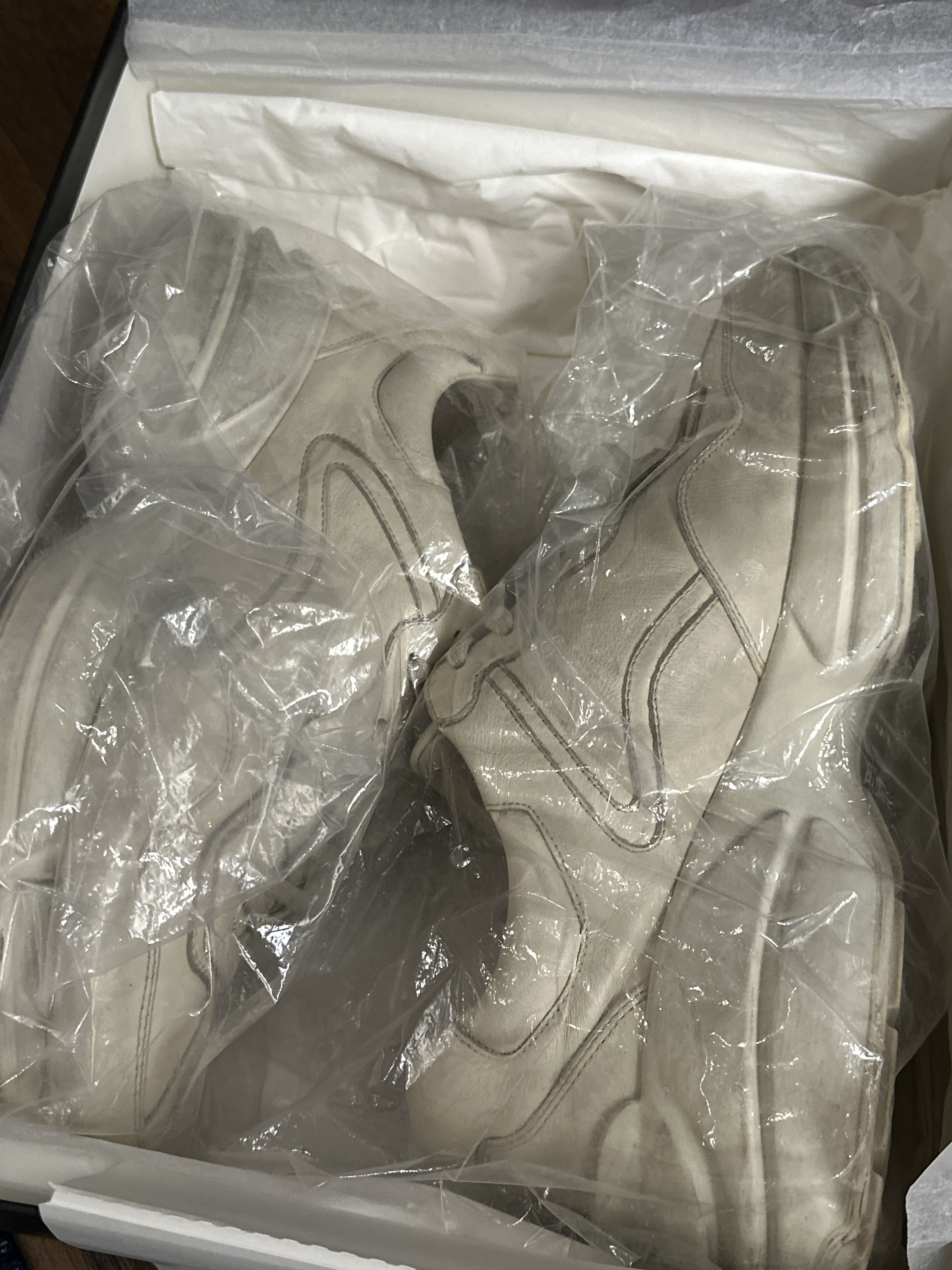 Gucci Gucci Distressed Rhyton Sneakers Size US 10 / EU 43 - 7 Thumbnail