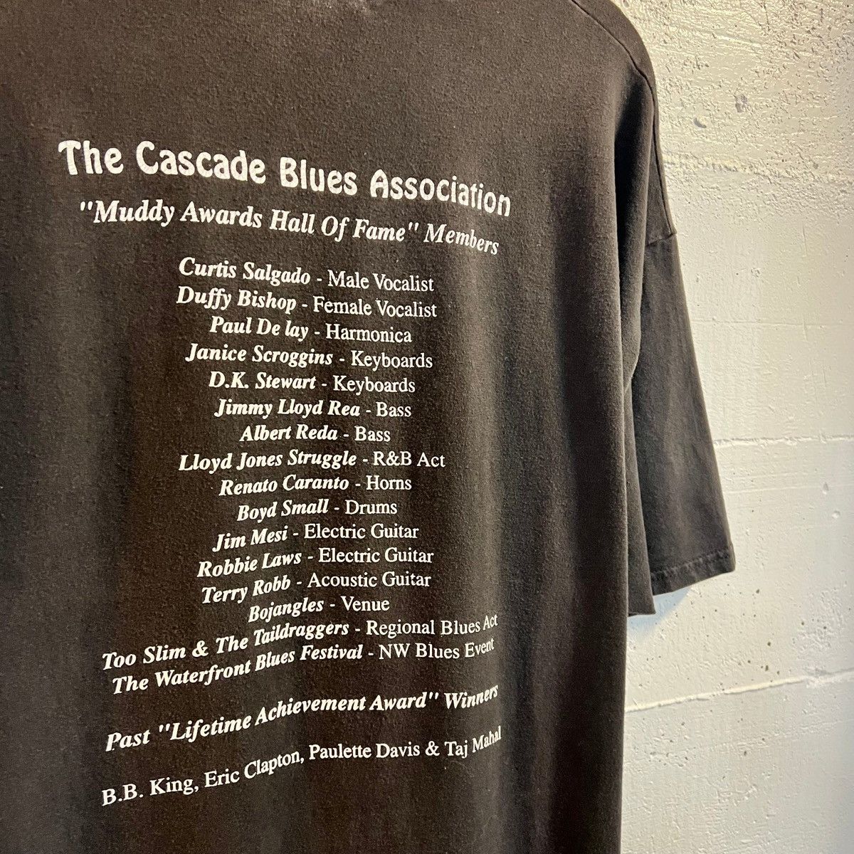 Vintage Vintage 2000 Cascade Blues Portland's ‘Muddy’ Awards T-Shirt Size US XL / EU 56 / 4 - 5 Thumbnail