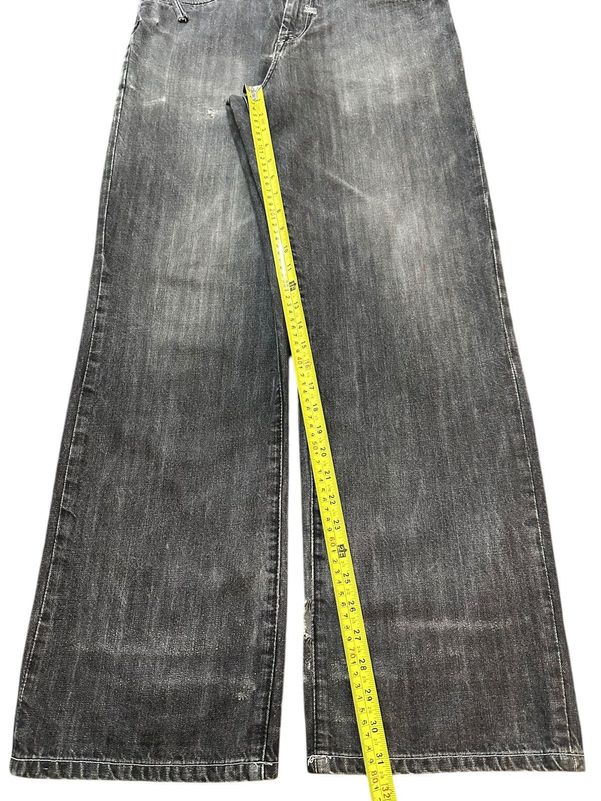 Akademiks Vintage Japanese Akademiks Faded Wash Distress Baggy Jeans Size US 33 - 15 Thumbnail