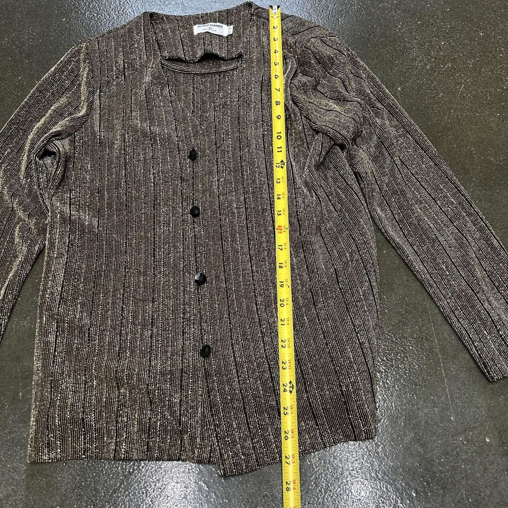 Vintage VINTAGE Alfred Dunner Cardigan Sweater Womens 12 Gold Striped Knit Button Long Sleeve Scoop Neck Metallic Size XL / US 12-14 / IT 48-50 - 4 Thumbnail