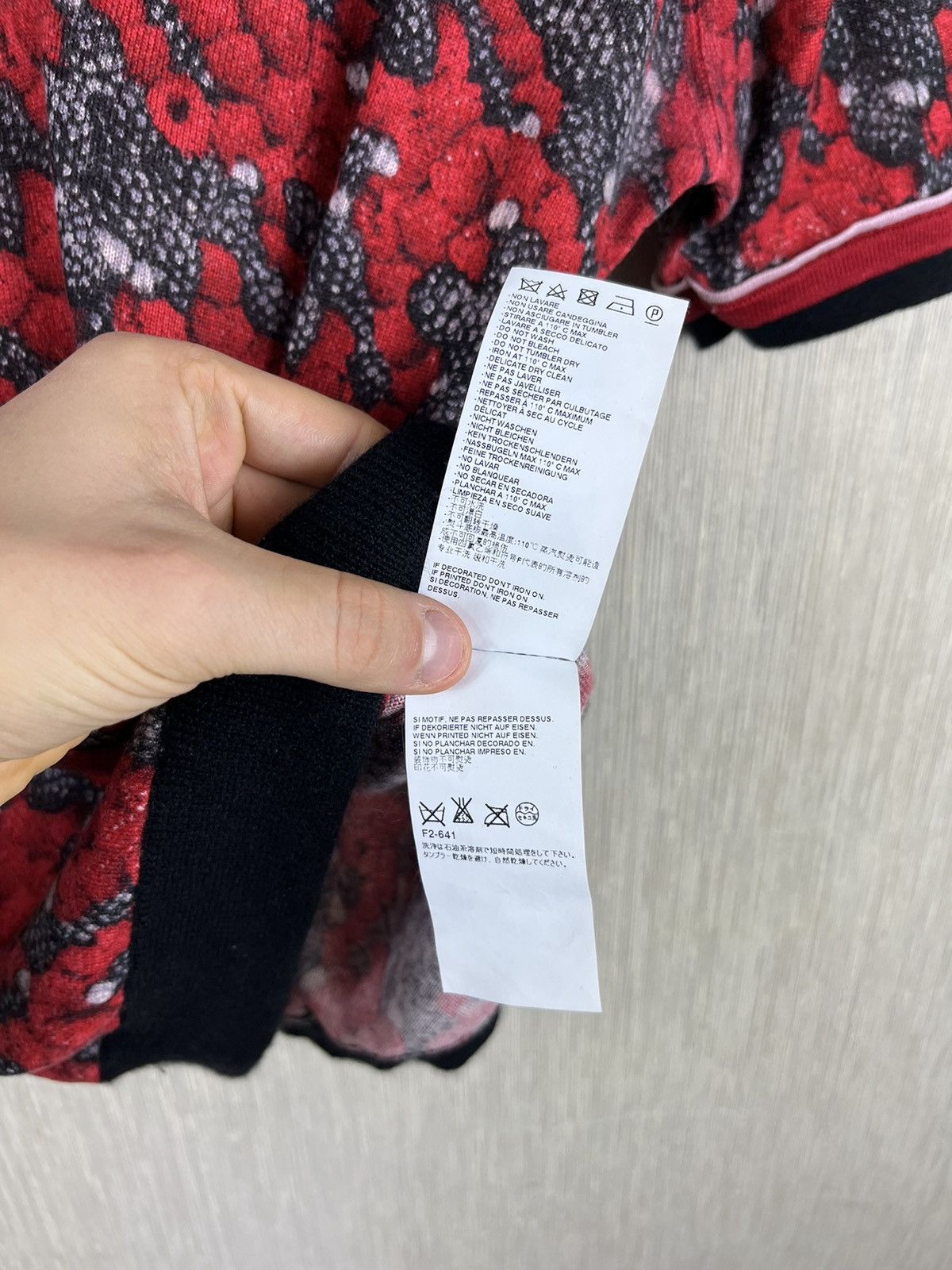 Designer × Just Cavalli Just Cavalli silk cashmere full print v-neck sweater luxury Size M / US 6-8 / IT 42-44 - 15 Thumbnail