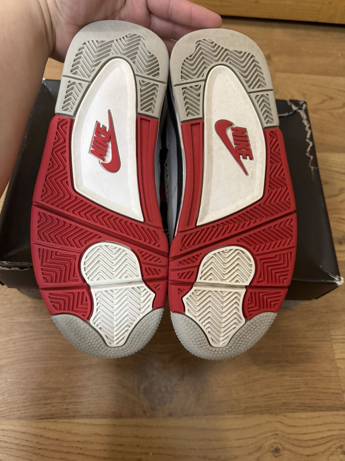 Jordan Brand Air Jordan 4 “Fire red” OG Size 7.5M Size US 7.5 / EU 40-41 - 14 Thumbnail