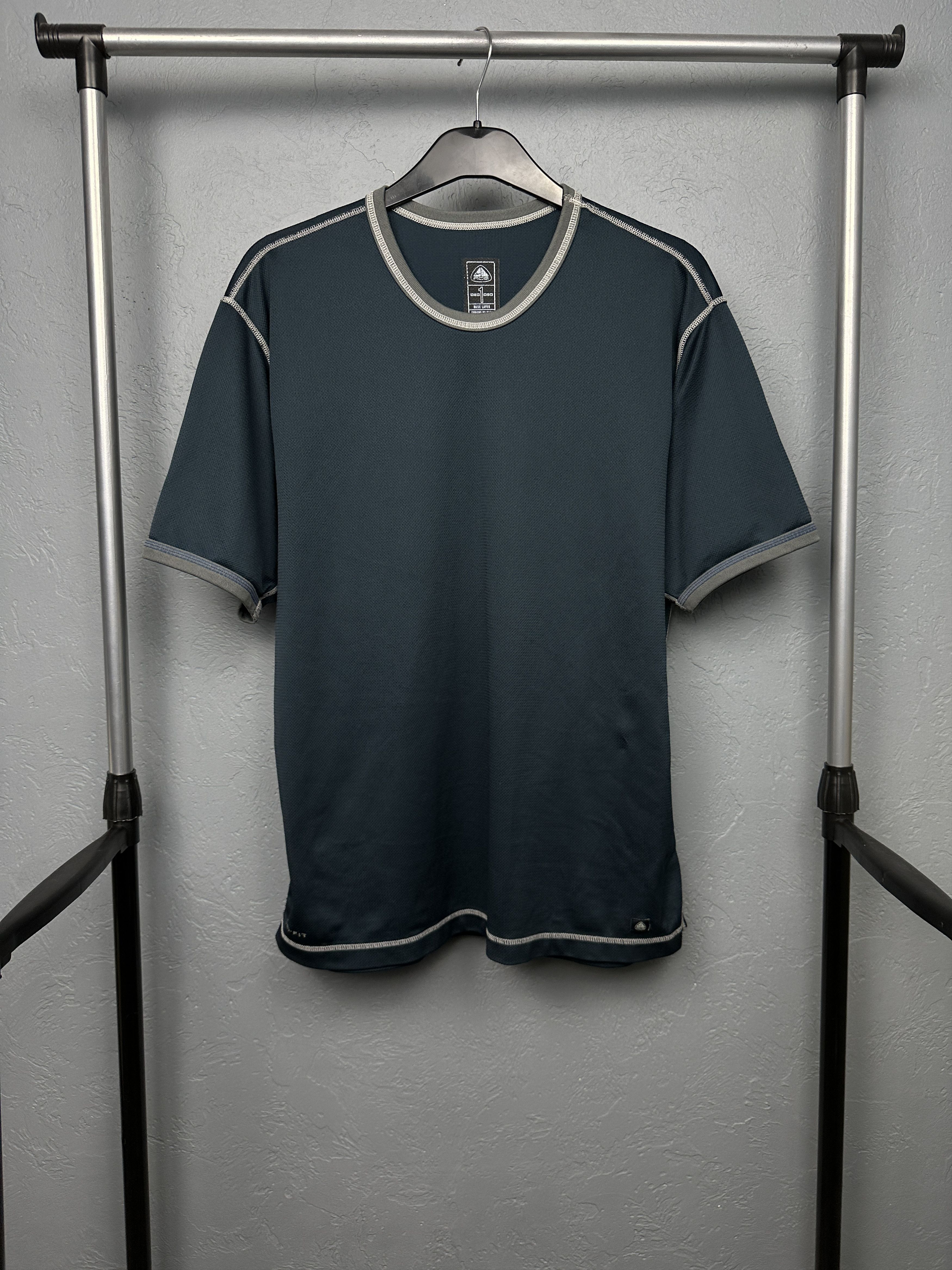 Nike ACG Vintage Mens T-Shirt